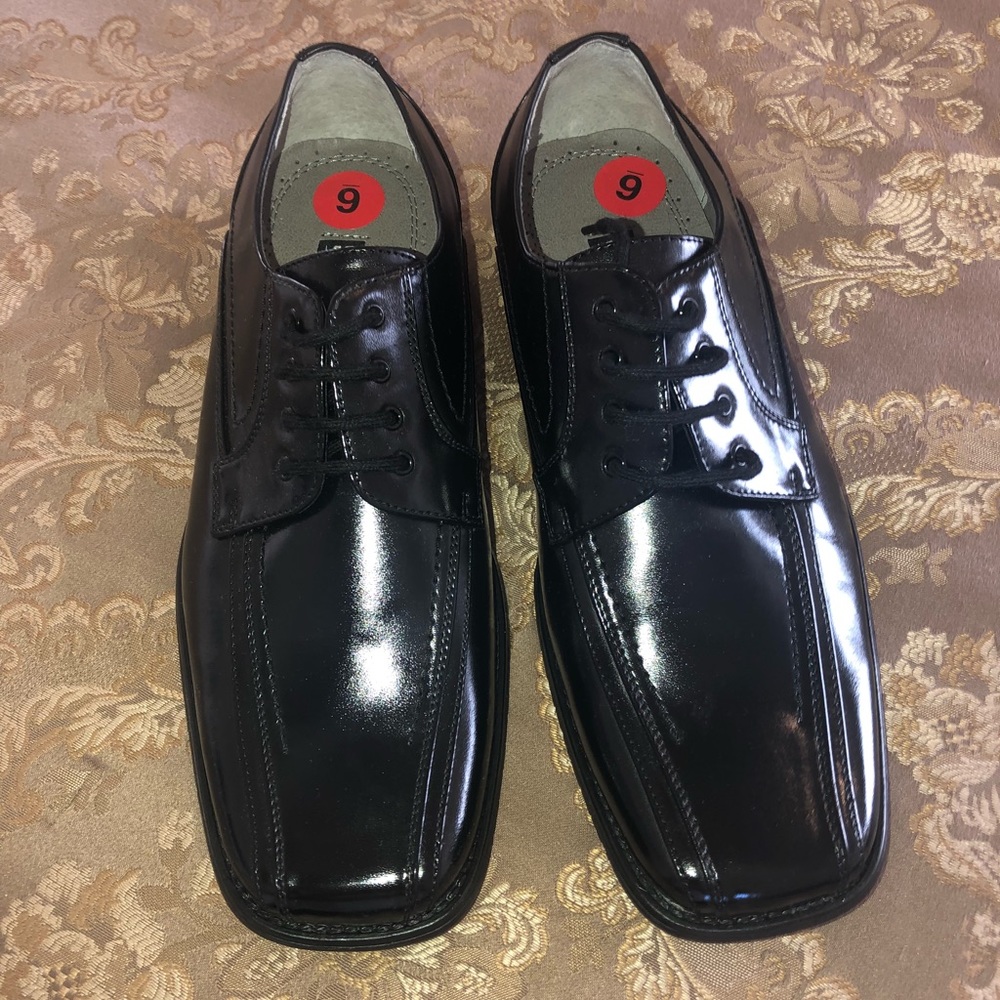 Stacy Adams black dress shoes for boys (NWOT)